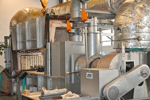  »4 Gas-heated laboratory kiln 