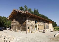  &gt;&gt; Prutting's village barn: a heritage site cum modern cultural site 